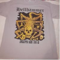 Hellhammer Apocalyptic Raids 1990 AD Playera Manga Corta Hellhammer Apocalyptic Raids 1990 AD Playera Manga Corta